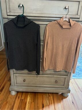 Old Navy Charcoal Gray Turtleneck Sweater